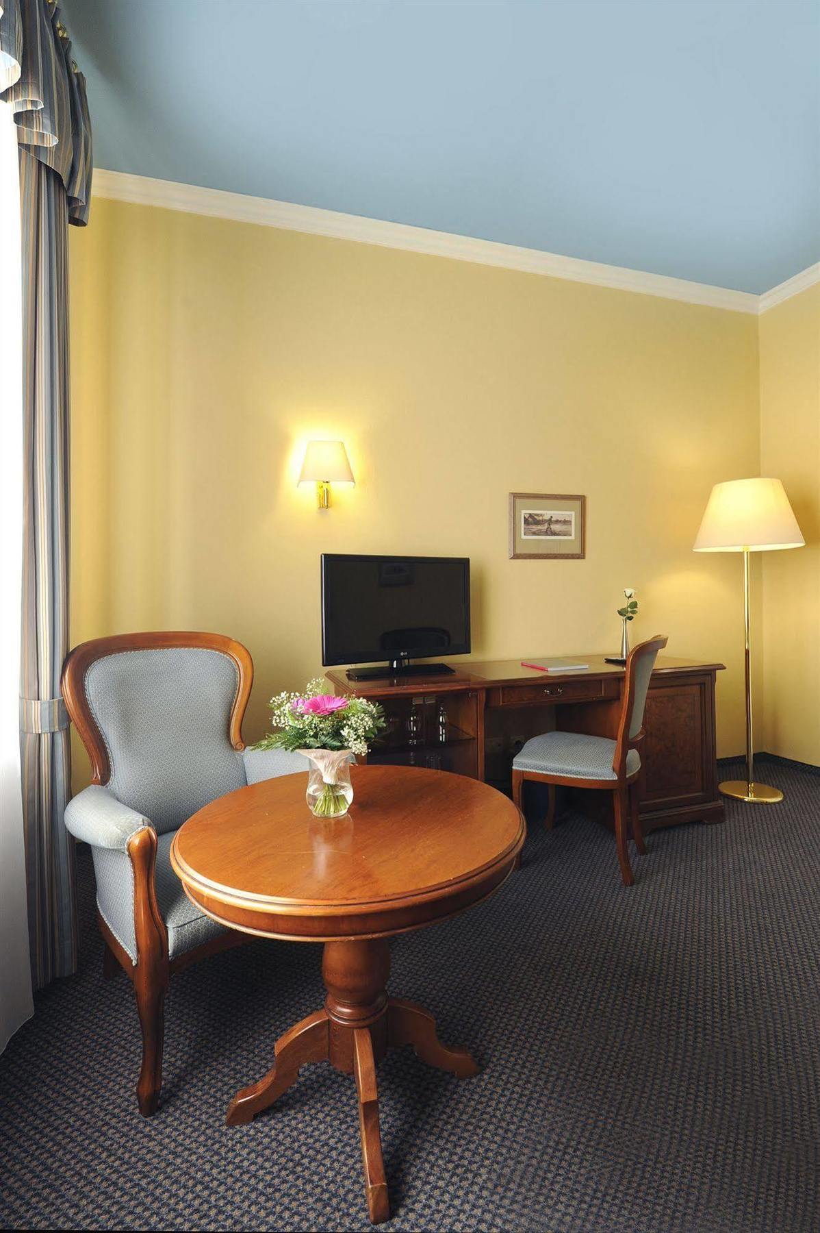 Bernstein Schlosshotel Ballenstedt Exteriér fotografie